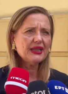 Πάτρα: Ποιος και γιατί χαρακτήρισε «οσκαρική ηθοποιό» την Μουρτζούκου Βασιλική Ντζελβέ