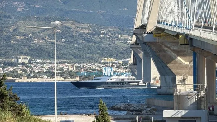 Το πολυτελές γιοτ SAGITTA εντυπωσίασε στο πέρασμά του από τη Γέφυρα Ρίου – Αντιρρίου ΒΙΝΤΕΟ Το πολυτελές γιοτ SAGITTA εντυπωσίασε στο πέρασμά του από τη Γέφυρα Ρίου – Αντιρρίου ΒΙΝΤΕΟ