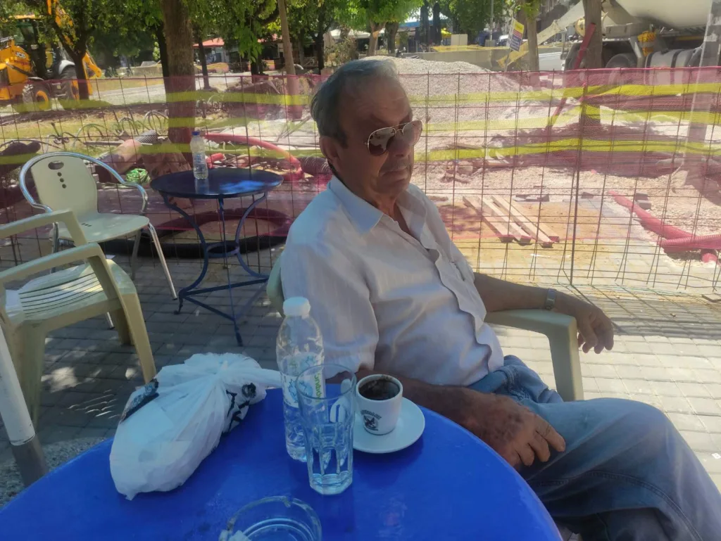Πάτρα - Πλατεία Ολγας: Αλλαγή φυσιογνωμίας που ξενίζει ΦΩΤΟ Πάτρα - Πλατεία Ολγας: Αλλαγή φυσιογνωμίας που ξενίζει ΦΩΤΟ