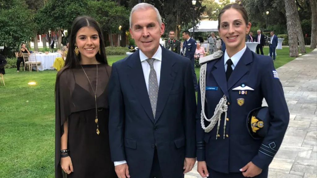 51η Επέτειος για την αποκατάσταση της Δημοκρατίας: Οι προσκεκλημένοι και οι ατάκες «φωτιά», ΦΩΤΟ, ΒΙΝΤΕΟ