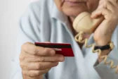 Η ΕΛΑΣ δίνει χρήσιμες συμβουλές για την αποφυγή εξαπάτησης των πολιτών