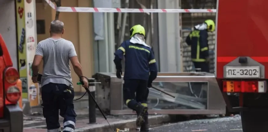 ΕΚΤΑΚΤΟ - Μαρούσι: Εκρηξη σε κατάστημα, στο νοσοκομείο δυο τραυματίες