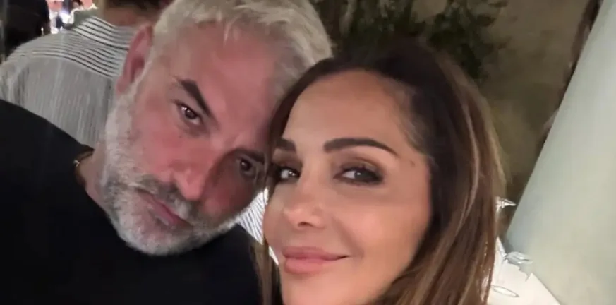 Βανδή και Μπισμπίκης συνεχίζουν τις διακοπές σε Κέρκυρα και Παξούς ΦΩΤΟ Βανδή και Μπισμπίκης συνεχίζουν τις διακοπές σε Κέρκυρα και Παξούς ΦΩΤΟ