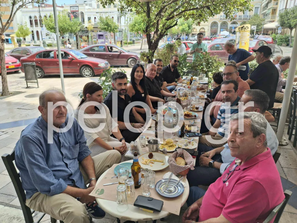 Πάτρα: Τετ-α-τετ του Νεκτάριου Φαρμάκη με τους δημοσιογράφους στην «Πλατεία» ΦΩΤΟ-ΒΙΝΤΕΟ