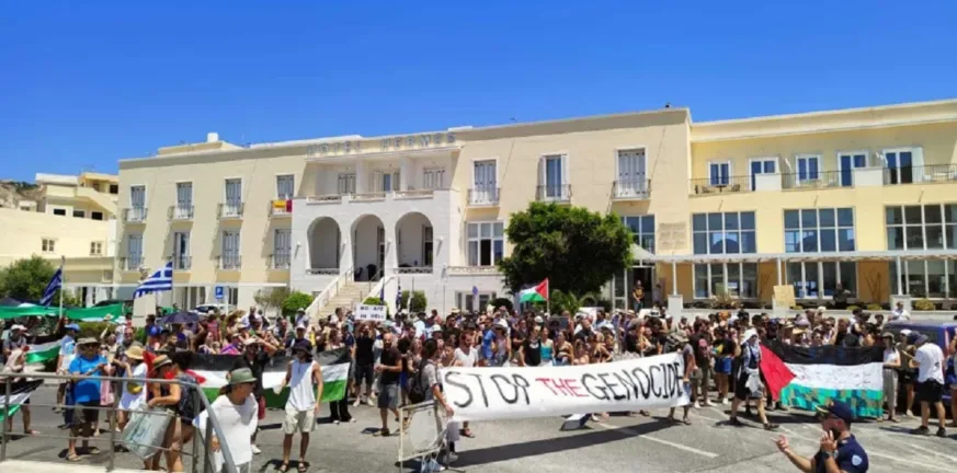 Αντιδήμαρχος Σύρου: «Τα επεισόδια δεν τιμούν το νησί – Η φιλοξενία είναι στο DNA μας» Αντιδήμαρχος Σύρου: «Τα επεισόδια δεν τιμούν το νησί – Η φιλοξενία είναι στο DNA μας»
