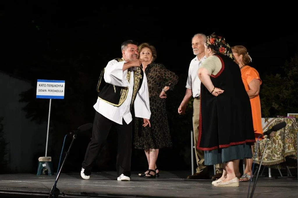 Πάτρα: «Αλλού βαρούν τα όργανα» και το γέλιο ξεχείλισε στα Παλαιά Σφαγεία
