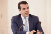 Στην Τρίπολη της Λιβύης ο Θάνος Πλεύρης ενώ η Κρήτη πιέζεται καθημερινά από μετανάστες