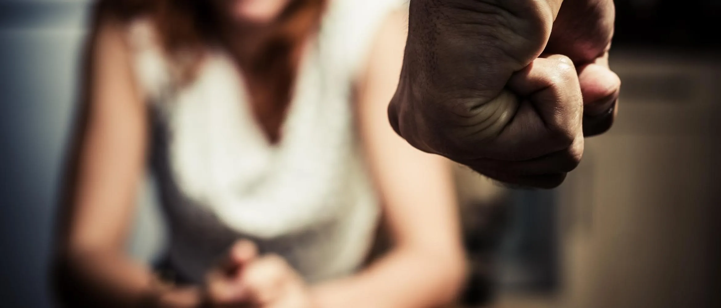 Πατέρας και κόρη στα δικαστήρια, τη χτύπησε με γροθιά! Πατέρας και κόρη στα δικαστήρια, τη χτύπησε με γροθιά!