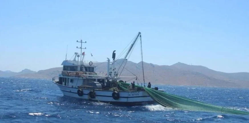 Γ. Λαϊνιώτης για Θαλάσσια Πάρκα: «Καθημερινά οι Τούρκοι ψαράδες κάνουν «πάρτι» στο Αιγαίο...» Γ. Λαϊνιώτης για Θαλάσσια Πάρκα: «Καθημερινά οι Τούρκοι ψαράδες κάνουν «πάρτι» στο Αιγαίο...»
