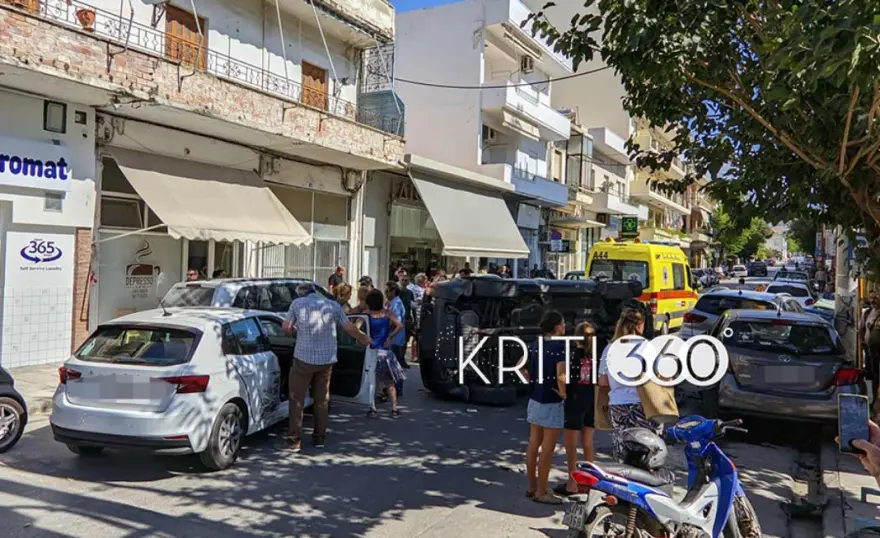 Τρομερή τούμπα από τζιπ, ο ουρανός στην άσφαλτο! ΦΩΤΟ
