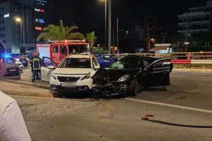 ΒΙΝΤΕΟ από το σοβαρό τροχαίο στη Συγγρού, σε κρίσιμη κατάσταση τραυματίας