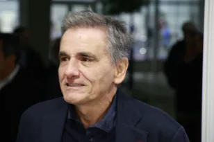 Τσακαλώτος: Δεν προκύπτει από όσα είπα ότι εξαπατήσαμε τον ελληνικό λαό με το δημοψήφισμα του 2015