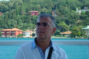 Λευτέρης Τσιρώνης: Δυο βιβλία, δυο βραβεία