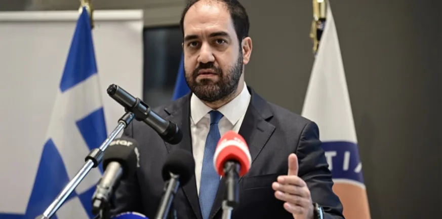 Φενεός: Με κατηγορία του ενδεχόμενου δόλου Φενεός: Με κατηγορία του ενδεχόμενου δόλου