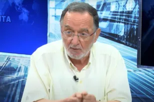Παναγιώτης Λαφαζάνης: Δεν εισέβαλα στη σύσκεψη των πολιτικών αρχηγών, ο Τσίπρας μου το ζήτησε!