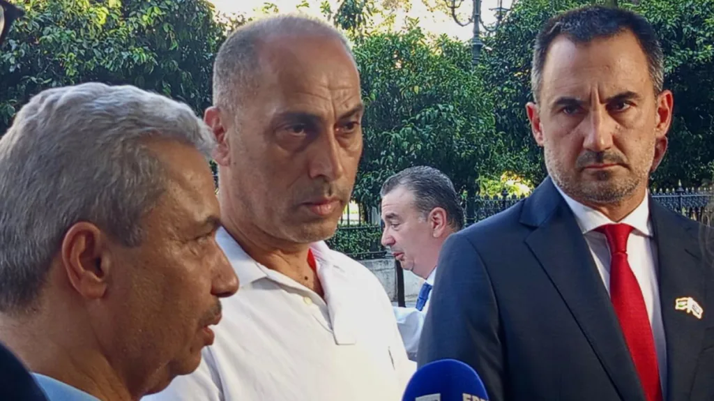 51η Επέτειος για την αποκατάσταση της Δημοκρατίας: Οι προσκεκλημένοι και οι ατάκες «φωτιά», ΦΩΤΟ, ΒΙΝΤΕΟ