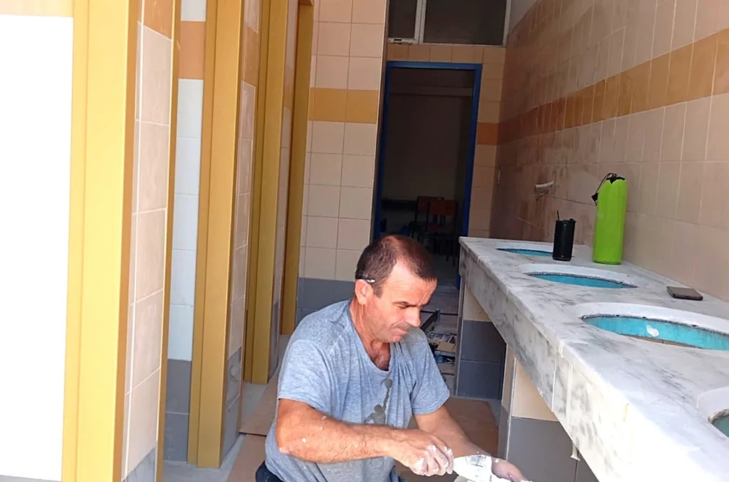 Ανακαινίζονται και αναβαθμίζονται δύο σχολικά συγκροτήματα του Δήμου Ήλιδας ΦΩΤΟ