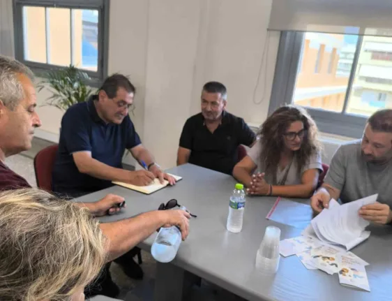 Πάτρα: Τα 11 αιτήματα των Συλλόγων για την αποκατάσταση από τη φωτιά των Συχαινών - Συναντήθηκαν με Πελετίδη