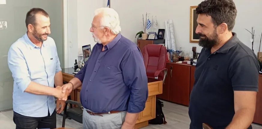 Ορκωμοσία ενός ακόμα νέου μόνιμου υπαλλήλου από το Δήμαρχο Ήλιδας Χρήστο Χριστοδουλόπουλο