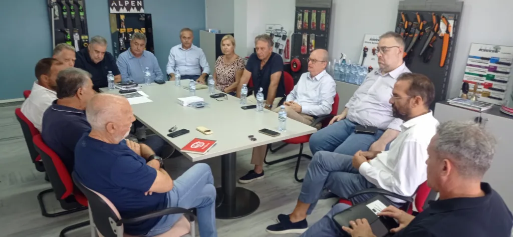Σύσκεψη στη ΒΙΠΕ υπό τον Φαρμάκη - Οι ζημιές, τα μέτρα και η επόμενη μέρα ΦΩΤΟ