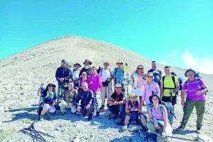 Άγγιξαν τον ουρανό: Ομάδα Πατρινών στις κορυφές του Ολύμπου – ΦΩΤΟ
