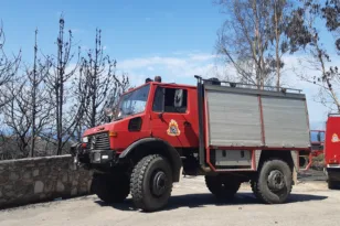 Πυροσβεστική: Λιγοστό προσωπικό, πεπαλαιωμένα οχήματα, 60άρηδες στις φωτιές – Προκαλούν τα στοιχεία