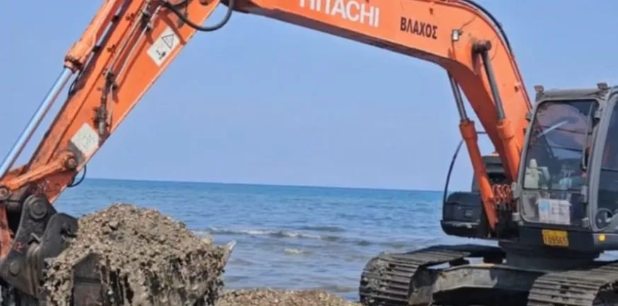 Καθαρισμός στον ποταμό Πείρο από την Περιφέρεια