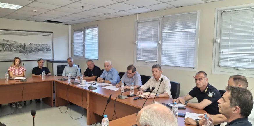 Σύσκεψη Περιφέρειας-Δημάρχων-Φορέων μετά τις φωτιές: Τέθηκε θέμα μεταφοράς των φυλακών Αγίου Στεφάνου Σύσκεψη Περιφέρειας-Δημάρχων-Φορέων μετά τις φωτιές: Τέθηκε θέμα μεταφοράς των φυλακών Αγίου Στεφάνου