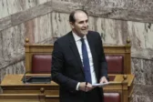 Απόστολος Βεσυρόπουλος: Δραματικές στιγμές μόλις κατέρρευσε σε beach bar - Ο Κ. Μητσοτάκης τον αποχαιρετά