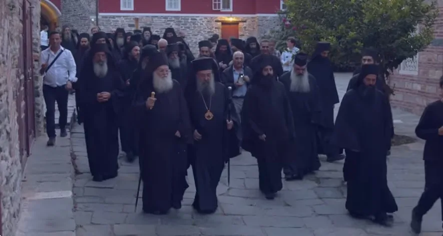 Ο Μητροπολίτης Πατρών Χρυσόστομος και φέτος στο Βατοπέδι - Σχέση πνευματική και αδελφική