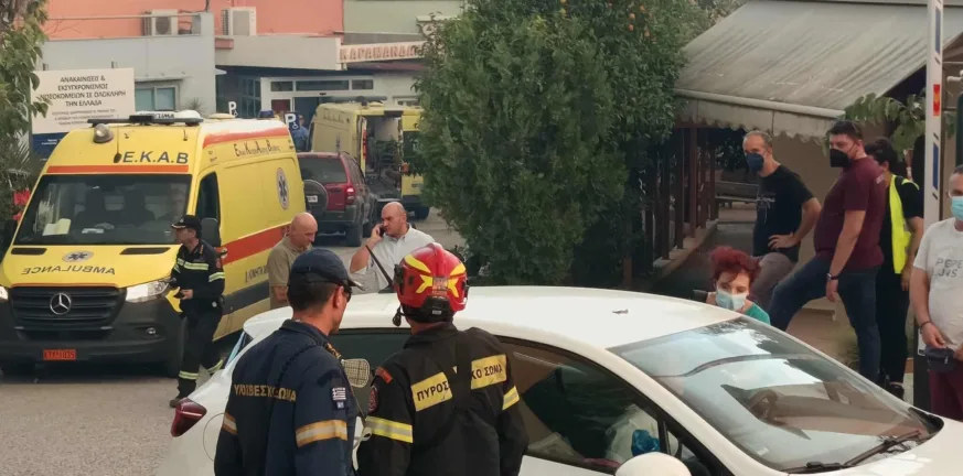 Πάνω από το Καραμανδάνειο Νοσοκομείο οι φλόγες ΦΩΤΟΓΡΑΦΙΑ