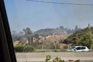 Φωτιά τώρα στον Κάλαμο Αττικής - Στο σημείο η Πυροσβεστική