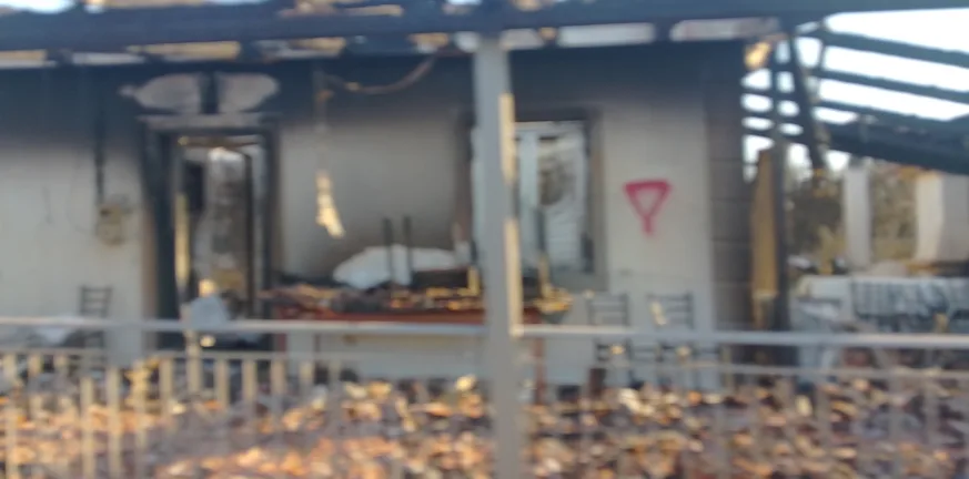 Πάτρα: Κάηκαν 53 κτίρια στην κοινότητα Βραχνεΐκων - «Υπάρχουν υπεύθυνοι για αυτό που έγινε» λέει ο Γιάννης Παπαχρονόπουλος Πάτρα: Κάηκαν 53 κτίρια στην κοινότητα Βραχνεΐκων - «Υπάρχουν υπεύθυνοι για αυτό που έγινε» λέει ο Γιάννης Παπαχρονόπουλος