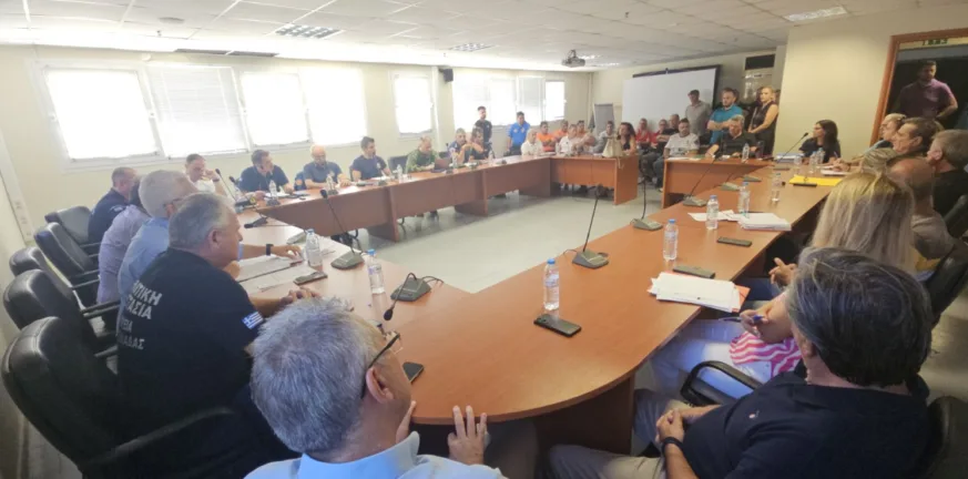 Φωτιά στην Τροιζήνα: Καλύτερη η εικόνα του μετώπου - Αντιμετωπίζουν διάσπαρτες εστίες οι πυροσβέστες Φωτιά στην Τροιζήνα: Καλύτερη η εικόνα του μετώπου - Αντιμετωπίζουν διάσπαρτες εστίες οι πυροσβέστες