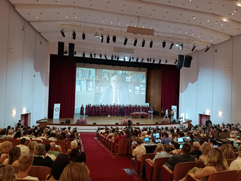 Ενθουσιασμός και συγκίνηση στην απονομή πτυχίων του Τμήματος Ιατρικής Πανεπιστημίου Πατρών, ΦΩΤΟ, ΒΙΝΤΕΟ