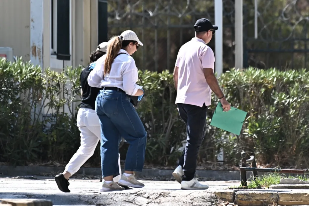 Θάνατος 3χρονης στο Παλαιό Φάληρο: Πήρε προθεσμία για την Τετάρτη η 32χρονη Αλγερινή ΦΩΤΟ