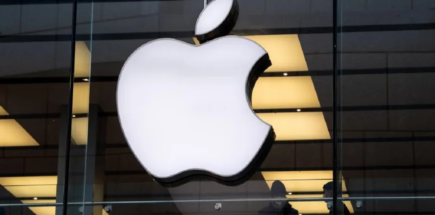 Apple κατά Βρετανίας: «Τα μέτρα για μεγαλύτερο ανταγωνισμό απειλούν ασφάλεια και καινοτομία» Apple κατά Βρετανίας: «Τα μέτρα για μεγαλύτερο ανταγωνισμό απειλούν ασφάλεια και καινοτομία»