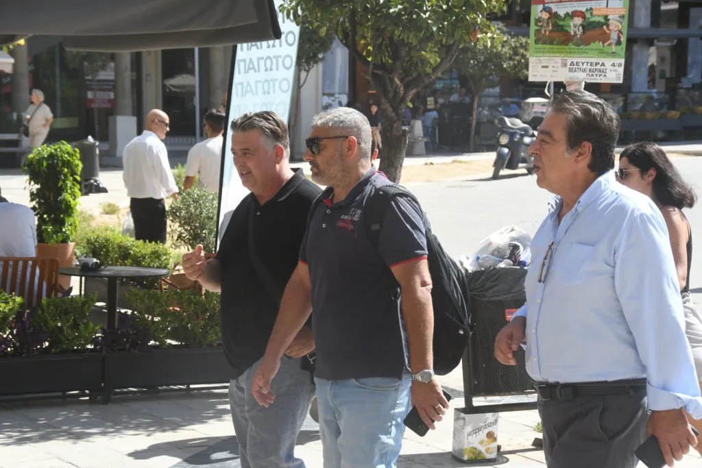 Πάτρα: Στην απεργιακή συγκέντρωση ο Κ. Πελετίδης: «Με τη δύναμή μας θα ανατρέψουμε το νομοσχέδιο» ΦΩΤΟ