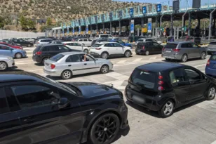 Επιστρέφουν σταδιακά οι αδειούχοι του Αυγούστου στην Αθήνα