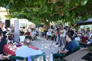 Δημήτρης Κουτσούμπας από την Αχαΐα: Έγκληματικές ευθύνες και έλλειψη σχεδίου για τις πυρκαγιές