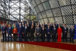 Κοινό ανακοινωθέν από τους 26 ηγέτες της ΕΕ για συνάντηση Τραμπ – Πούτιν