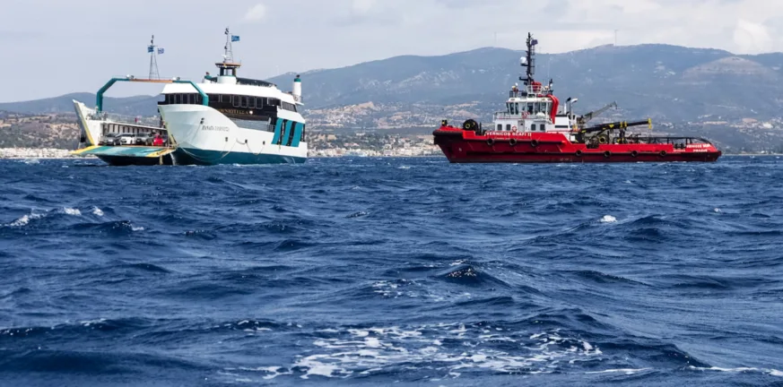 «Κόλλησαν τα πηδάλια, δεν είδα την ξέρα», οι ισχυρισμοί του καπετάνιου για ότι συνέβη στη Νέα Στύρα, ΦΩΤΟ, ΒΙΝΤΕΟ «Κόλλησαν τα πηδάλια, δεν είδα την ξέρα», οι ισχυρισμοί του καπετάνιου για ότι συνέβη στη Νέα Στύρα, ΦΩΤΟ, ΒΙΝΤΕΟ