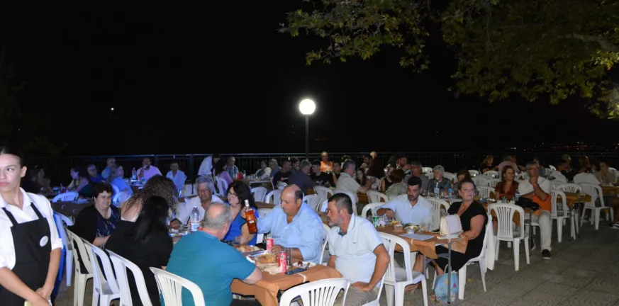 Με επιτυχία η γιορτή της σταφίδας στο Γρηγόρι – Συνεχίζεται το 28ο Φεστιβάλ με πεζοπορία και παραδοσιακή γαστρονομία Με επιτυχία η γιορτή της σταφίδας στο Γρηγόρι – Συνεχίζεται το 28ο Φεστιβάλ με πεζοπορία και παραδοσιακή γαστρονομία