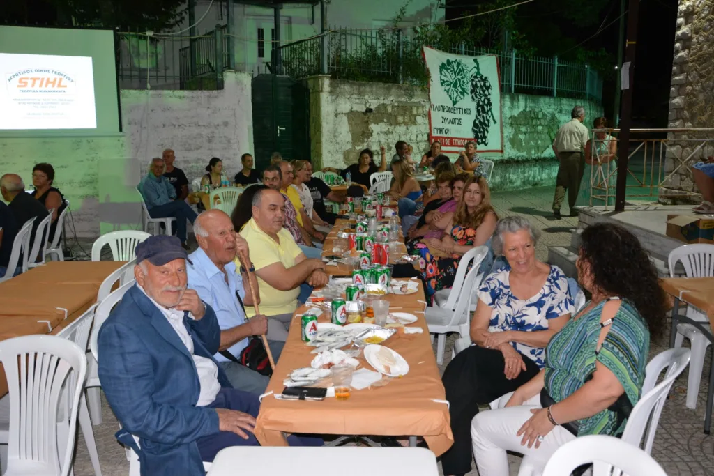 Με επιτυχία η γιορτή της σταφίδας στο Γρηγόρι – Συνεχίζεται το 28ο Φεστιβάλ με πεζοπορία και παραδοσιακή γαστρονομία