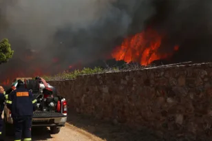 LIVE: Οι χάρτες με τις μεγάλες φωτιές που καίνε τώρα στην Ελλάδα