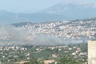 Πάτρα: Φωτιά σε κατοικημένη περιοχή στο Σαραβάλι – Συναγερμός σε Πυροσβεστική και Αστυνομία ΦΩΤΟ ΒΙΝΤΕΟ