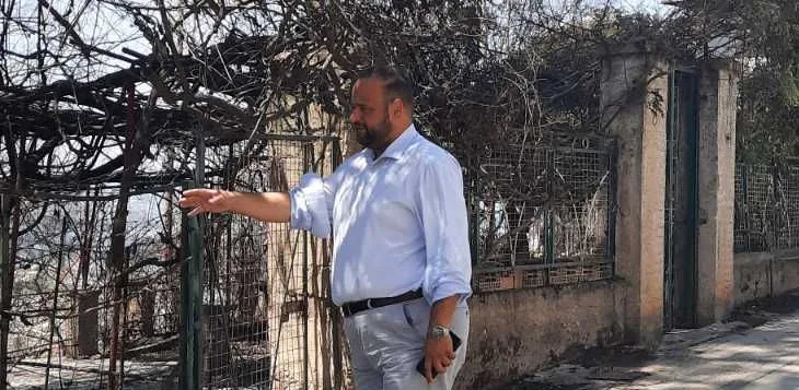 Πάτρα: Κριτική Αϊβαλή σε Δήμο και κυβέρνηση για τις φωτιές - Αναμένεται με ενδιαφέρον το δημοτικό συμβούλιο Πάτρα: Κριτική Αϊβαλή σε Δήμο και κυβέρνηση για τις φωτιές - Αναμένεται με ενδιαφέρον το δημοτικό συμβούλιο