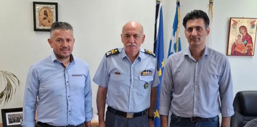 Οι αστυνομικοί της Αχαΐας στον Επιθεωρητή Νοτίου Ελλάδος Οι αστυνομικοί της Αχαΐας στον Επιθεωρητή Νοτίου Ελλάδος