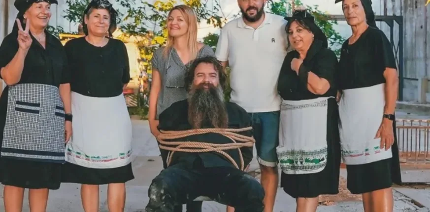 Viral το βίντεο με τις γιαγιάδες της Κρήτης με μαγειρέματα και ΟΠΕΚΕΠΕ Viral το βίντεο με τις γιαγιάδες της Κρήτης με μαγειρέματα και ΟΠΕΚΕΠΕ