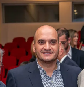 Κατεδάφιση και όχι επισκευή: Γκρεμίζουν το δάπεδο στον «Αγ. Ανδρέα», λόγω της ζημιάς από τη φωτιά Κατεδάφιση και όχι επισκευή: Γκρεμίζουν το δάπεδο στον «Αγ. Ανδρέα», λόγω της ζημιάς από τη φωτιά
